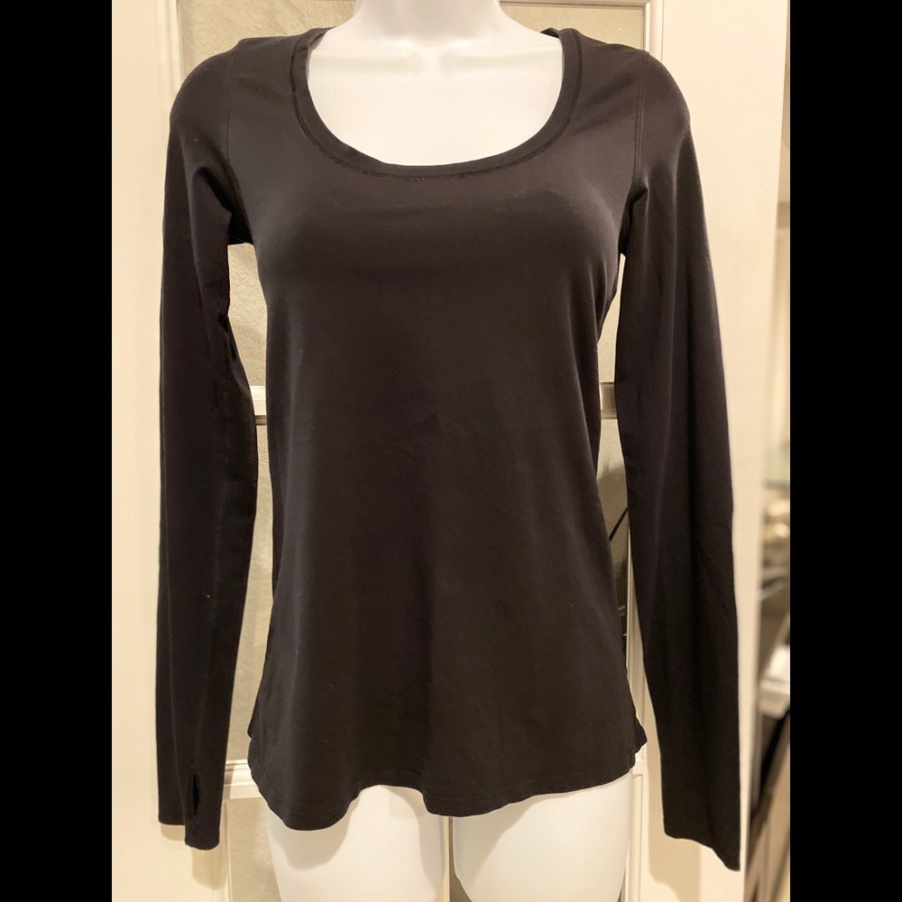 Lululemon Long-sleeve - Size 4